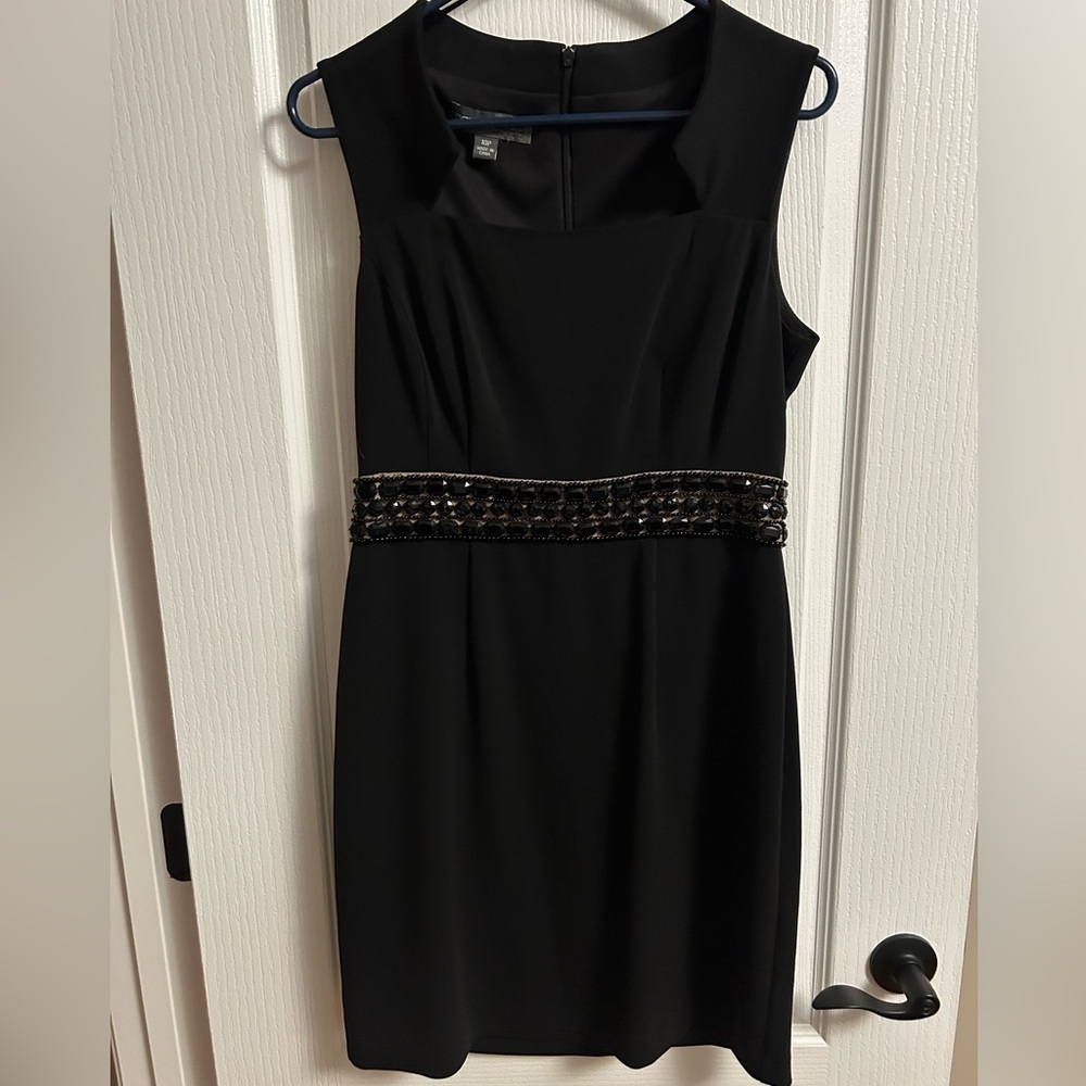 Donna Ricco Black Mini Dress with Embellished Waist